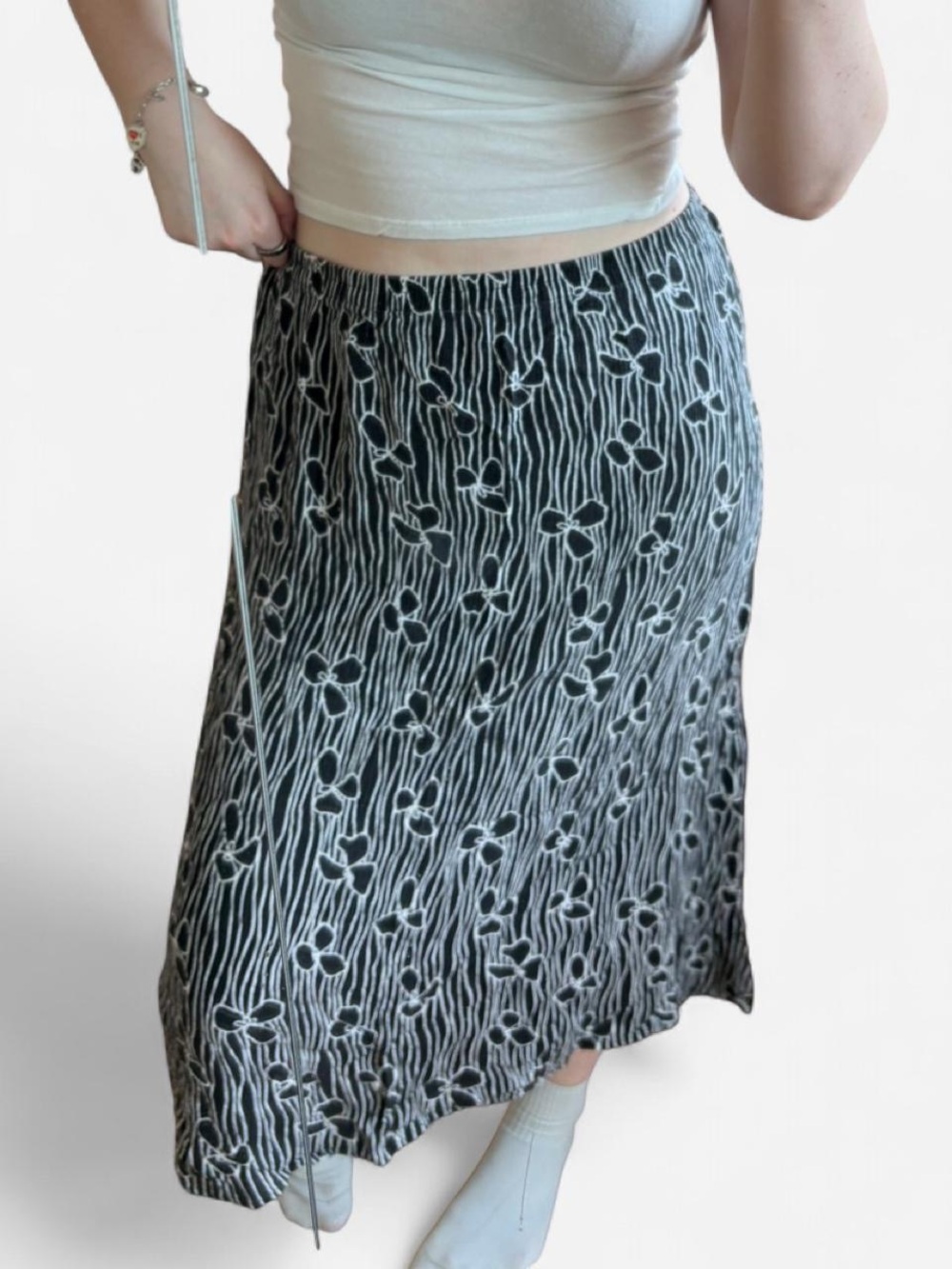 Floral Black Midi Skirt with Elastic Waist